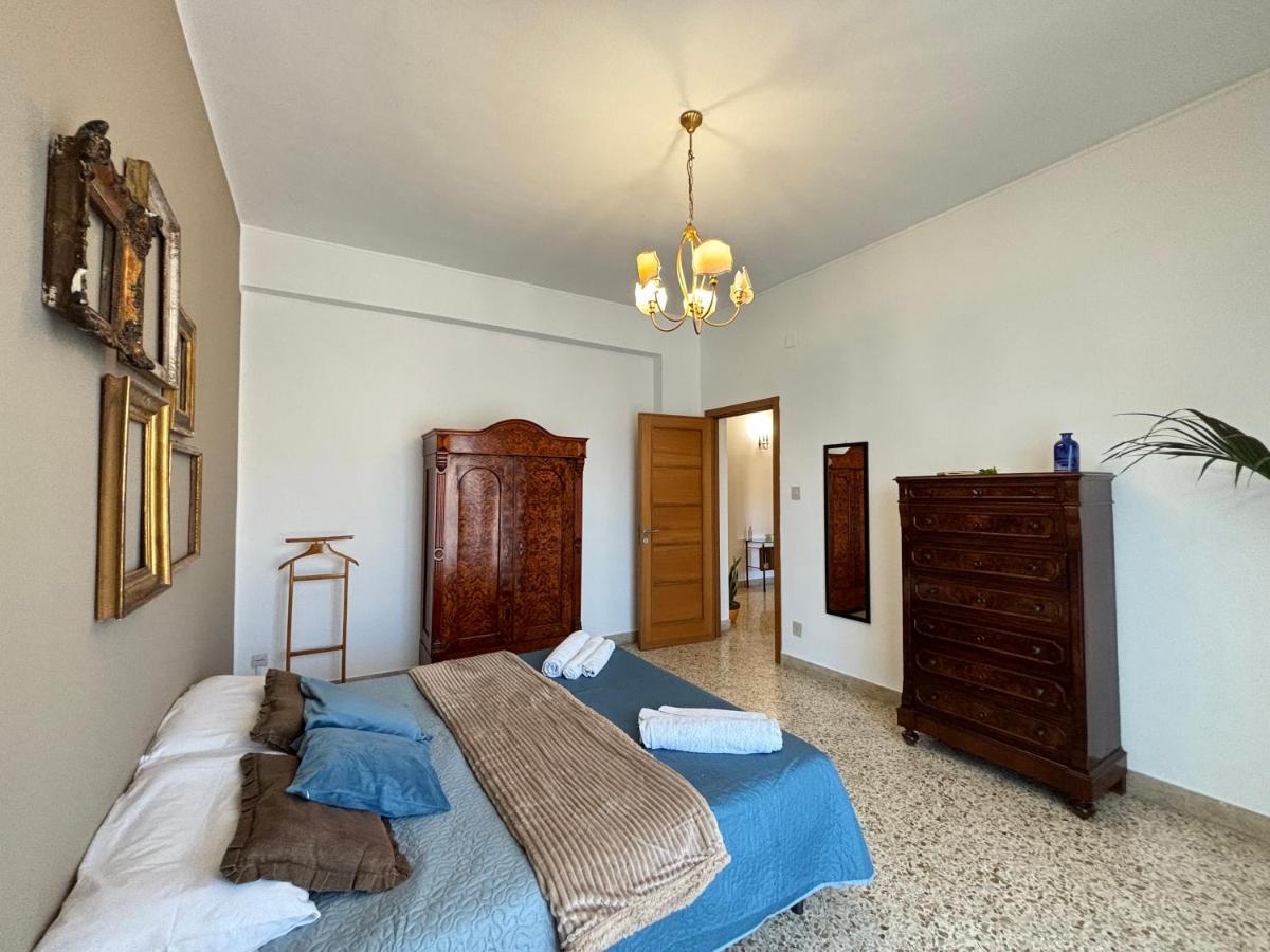 Ekry Apartment Палермо Екстериор снимка